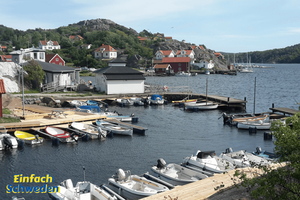 Bohuslän Landschaft Schweden Wasser Boote Hafen KlippenWestküste